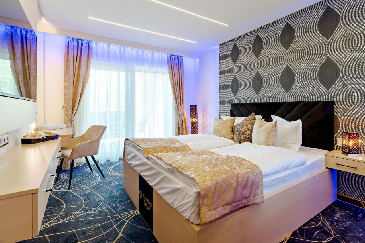 Bed and Breakfast Diamond Panzio Hajdúszoboszló Zewnętrze zdjęcie
