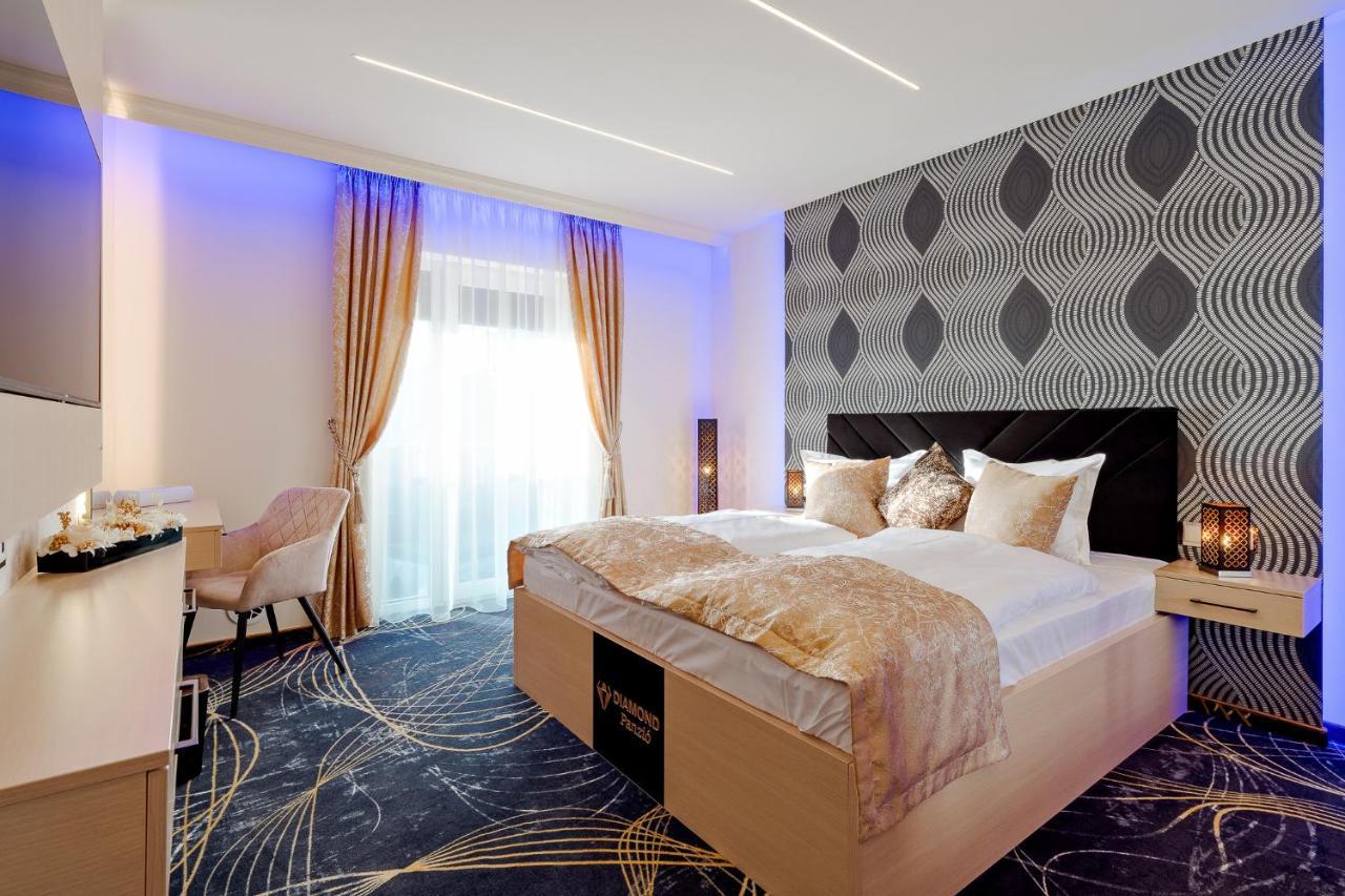 Bed and Breakfast Diamond Panzio Hajdúszoboszló Zewnętrze zdjęcie